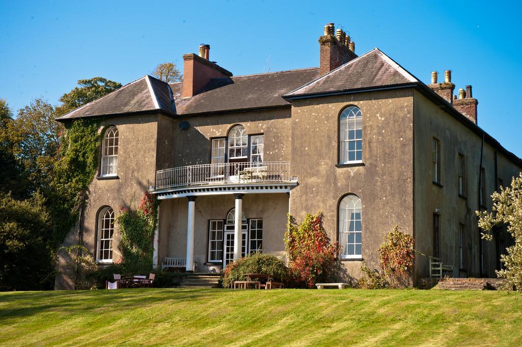Boulston Manor Pensionat Haverfordwest Exteriör bild