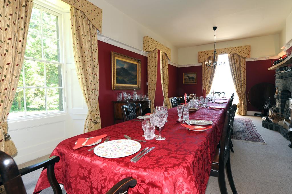 Boulston Manor Pensionat Haverfordwest Exteriör bild