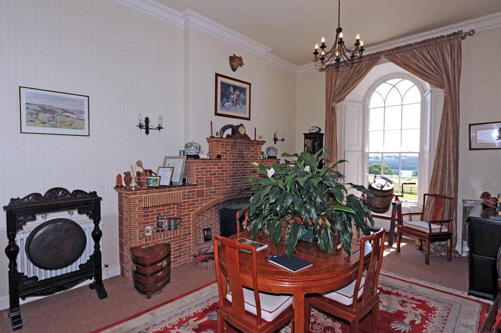 Boulston Manor Pensionat Haverfordwest Exteriör bild