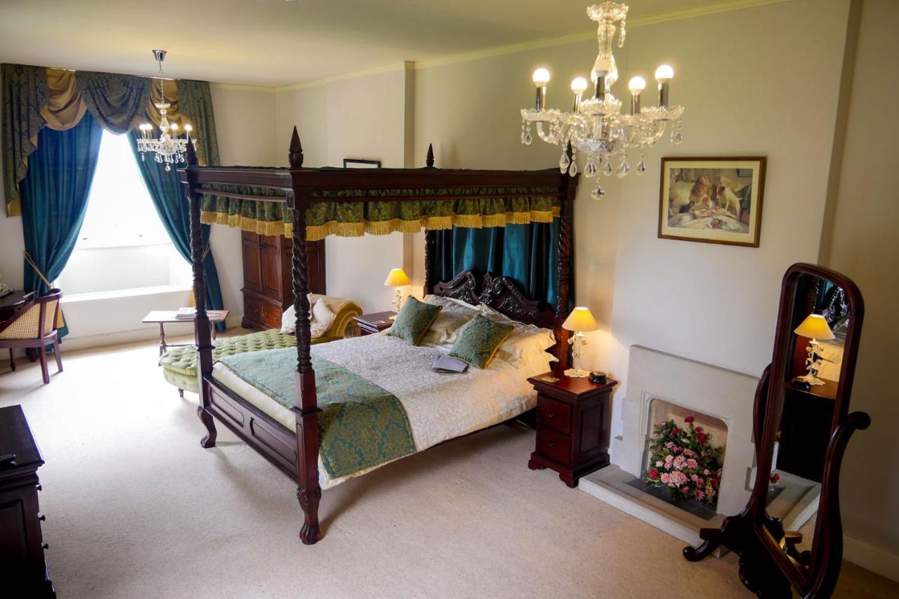 Boulston Manor Pensionat Haverfordwest Exteriör bild