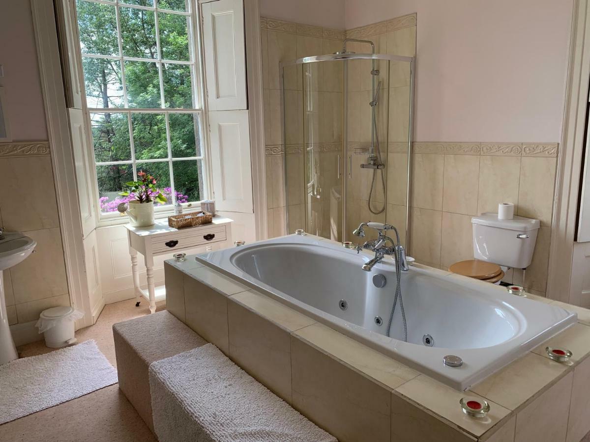 Boulston Manor Pensionat Haverfordwest Exteriör bild